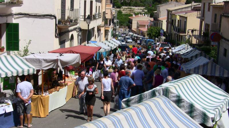 Visit the Local Markets of Mallorca